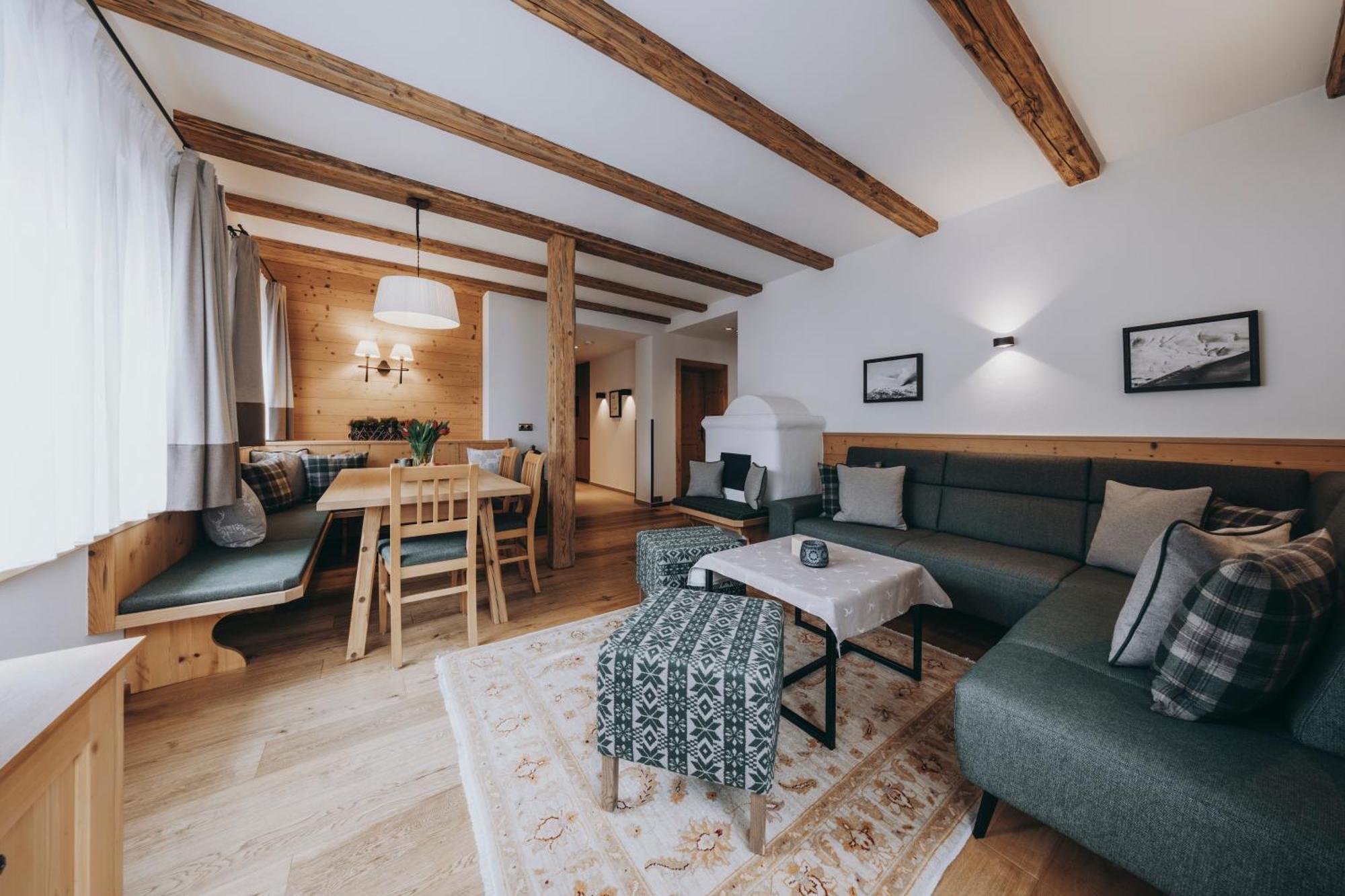 Chalet Anna Maria Lech am Arlberg Ruang foto